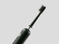 Design-Conscious Toothbrushes Image 7