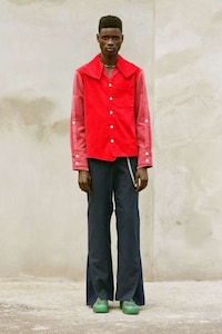 Immortality-Themed Fall Fashion Image 3