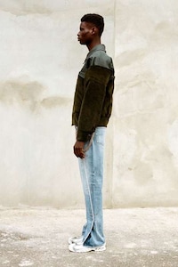 Immortality-Themed Fall Fashion Image 4