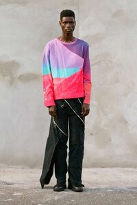 Immortality-Themed Fall Fashion Image 6