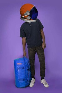 Millennial-Friendly Modern Duffle Bags Image 6