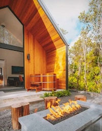 Volcano-Adjacent Rental Cabins Image 7