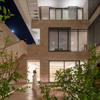 Contemporary Multi-Family Homes Image 5