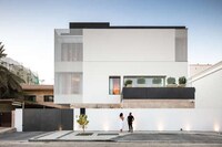 Contemporary Multi-Family Homes Image 8