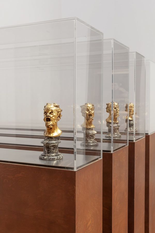 Recyclable Baroque Displays