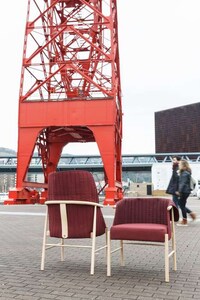 Chic Double-Duty Chair Designs Image 5