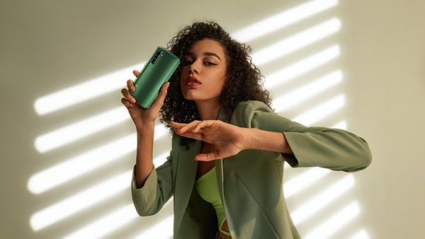 Quick-Charge 5G Smartphones