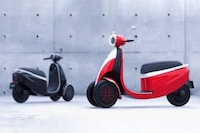 Hybrid Design Urban eTrikes Image 2