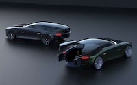 Panoramic Seating Sports Cars Image 5