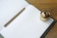Lifestyle-Accommodating Writing Utensils Image 5
