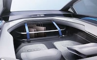 Spacious Autonomous Vehicle Designs Image 3