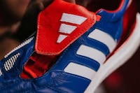 Royal Blue Soccer Runners Image 4