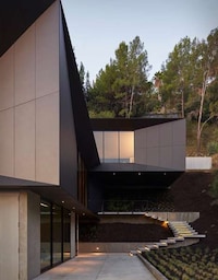 Chic Separate Volume Homes Image 3