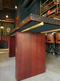 Modern Luxurious Pub Designs Image 3