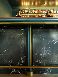 Modern Luxurious Pub Designs Image 5