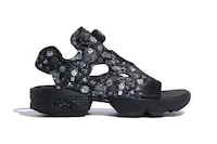 Illustrated Graphic Monochromatic Sportswear Image 5