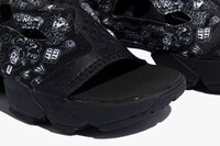 Illustrated Graphic Monochromatic Sportswear Image 6