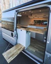 Nomadic 4G-Enabled Camper Vans Image 2