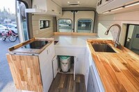Nomadic 4G-Enabled Camper Vans Image 8
