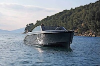 Electric Recycled Plastic Watercraft Image 4