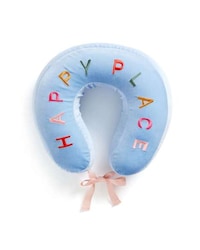Staycation-Themed Travel Accessories Image 4
