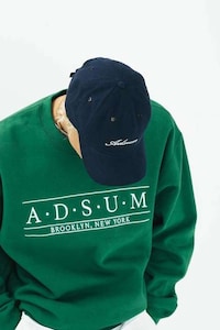 Laid-Back Utilitarian Streetwear Image 5