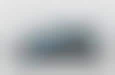 90s-Inspired Velcro Sandals