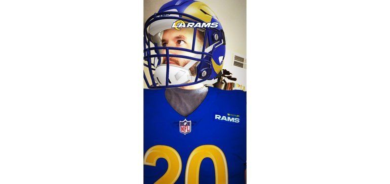 Los Angeles Rams Unveil New Uniforms via Snapchat AR Lens