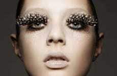 24 Feathery Fashions