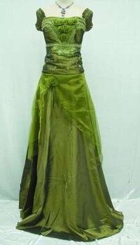 Hot Wedding Hues Image 7