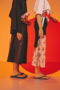 Japanese-Inspired Sandal Collections Image 3