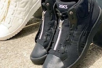 Rugged Weather-Ready Sneakers Image 4