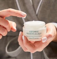 Ultra-Replenishing Skin Creams Image 3