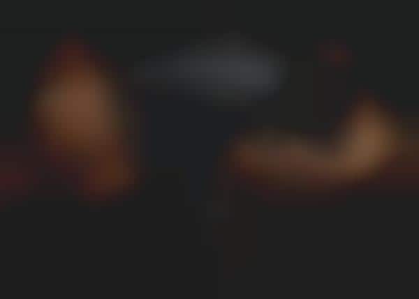 Powered Smartphone Camera Grips