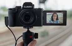 Mirrorless Compact Vlogging Cameras