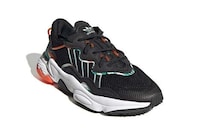 Jungle Leaf Printed Sneakers Image 8