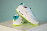 Bold Tonal Globally-Inspired Sneakers Image 3
