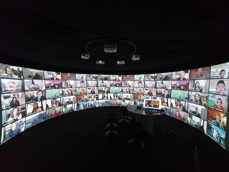 VR-Enhanced Virtual Events