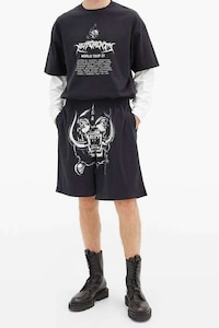Metal Rocker-Themed Apparel Image 4