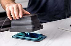 Collapsible Smartphone Sanitizers