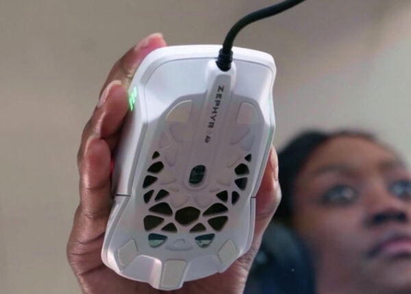 Cooling Fan-Equipped Mouses Image 2