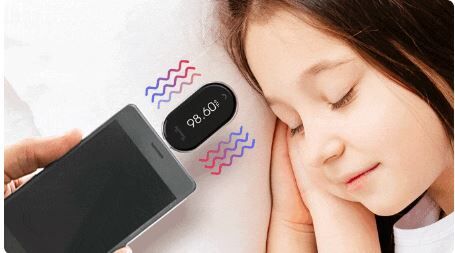 Contactless Smartphone-Powered Thermometers