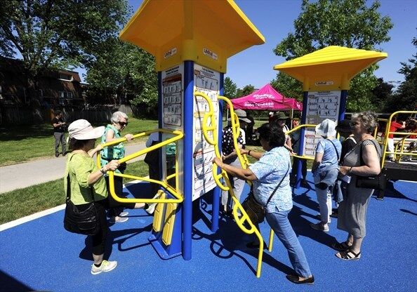 Senior-Focused Exercising Parks