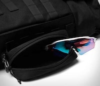 Military-Grade Urbanite Backpacks Image 5