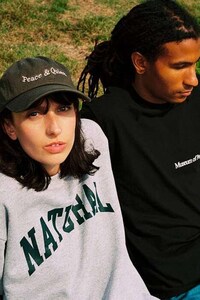 Minimally Designed Essential Fashion Image 3