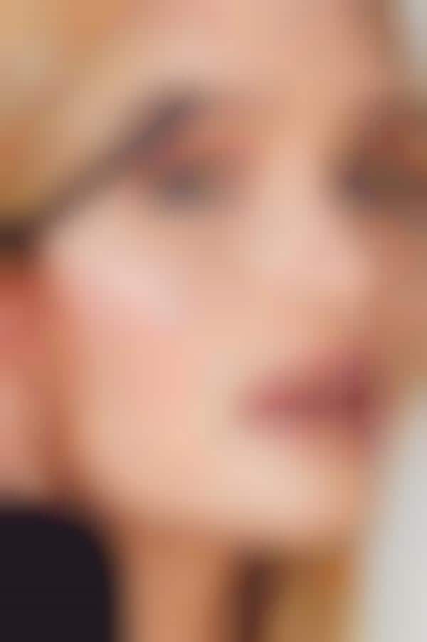 Charitable Defining Mascaras