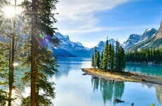 Locally Hosted Canadian Tours