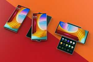 Shifting Display Smartphones