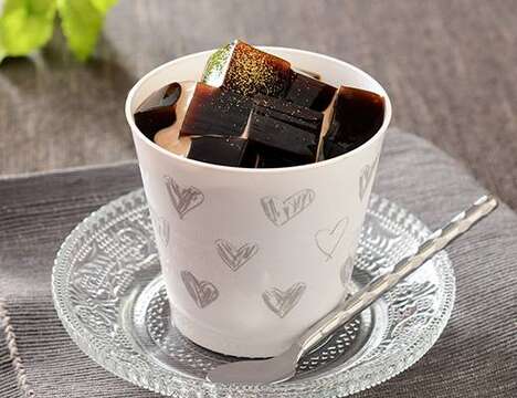 Jelly-Topped Cake Cups
