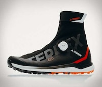 Protective High-Top Trail Shoes Image 4